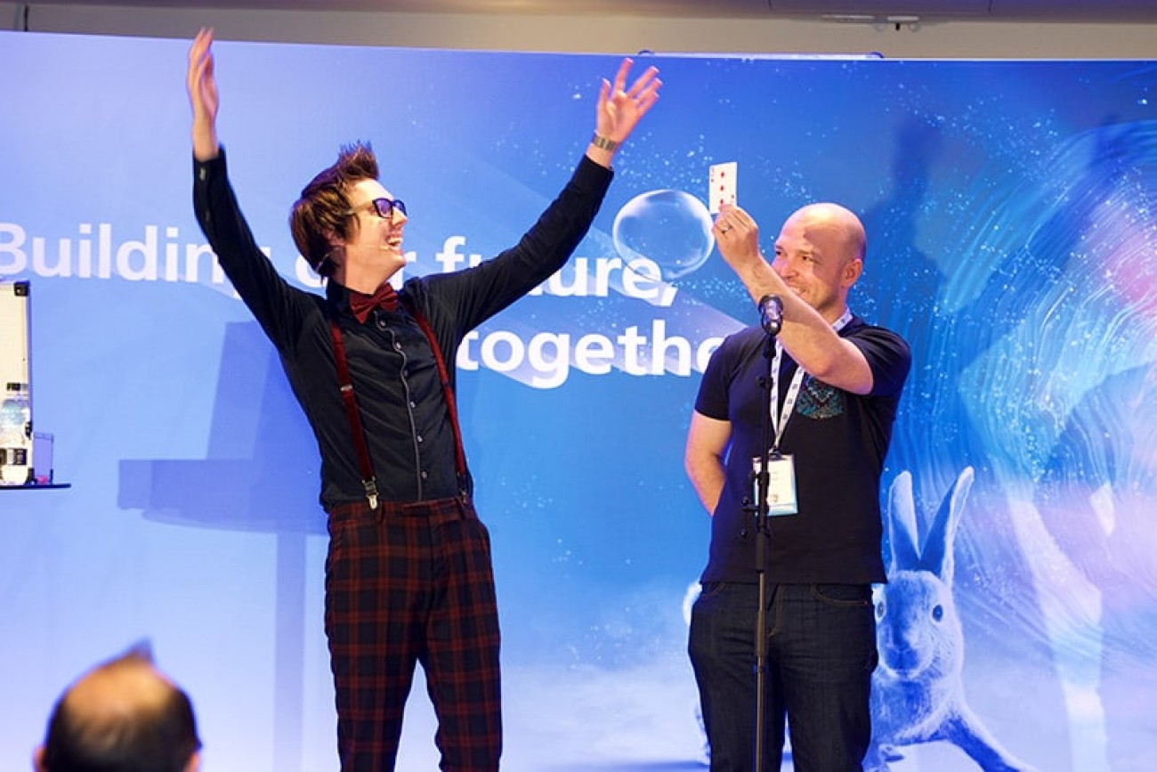 Team Building Entertainment Mind Reader Chris Cox On Stage For O2