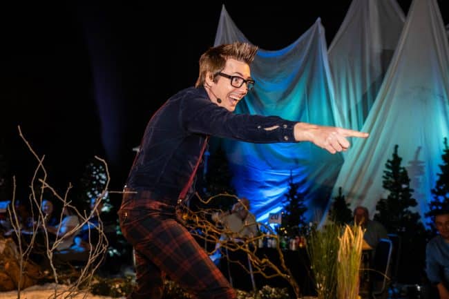 Chris Cox Corproate Entertainment Mind Reader Christmas Party Entertainment